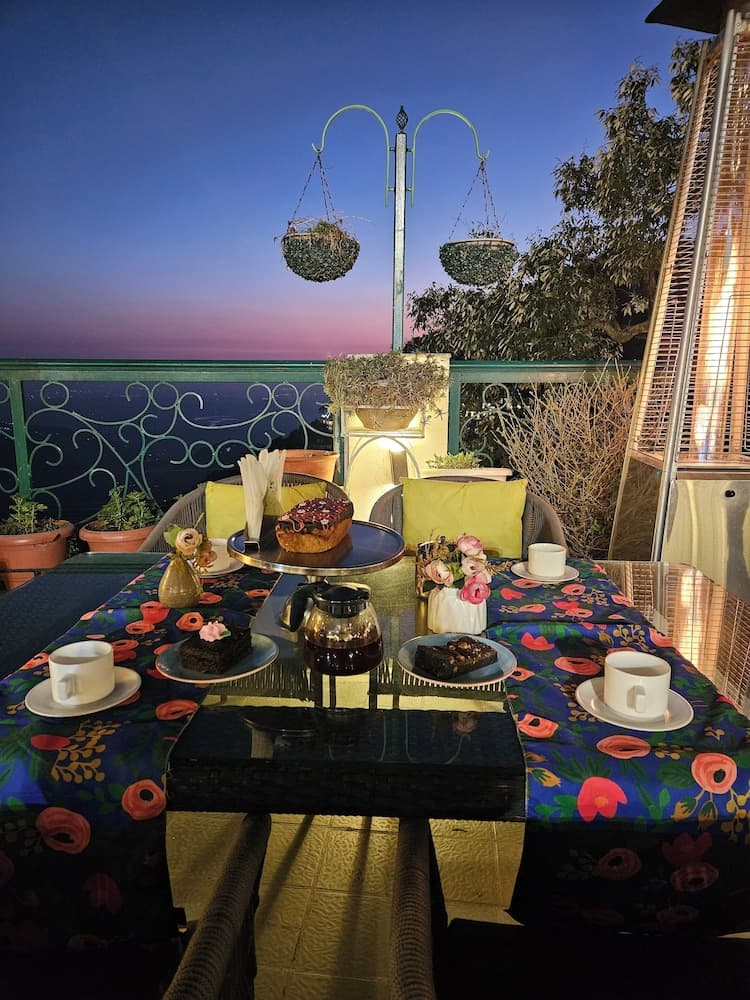 Hotel Mongas photo 4